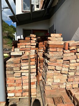 Staré očištěné cihly - 3