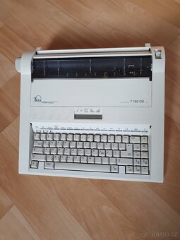 PRODÁM nový, nepoužitý elektronický psací stroj - 3