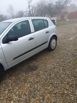 Opel Astra, -H 1.4 55kW - 3