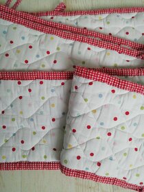 Mantinel do postýlky IKEA. - 3