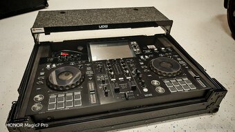 Pioneer XDJ RX3 + case UDG - 3