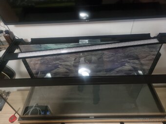 Akvárium s příslušenstvím - 3