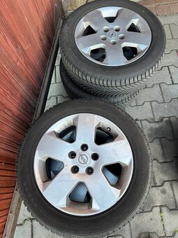Celoroční pneu 205/55R16 - 3