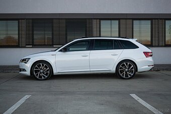 Škoda Superb Combi 2.0 TDi 4x4 Sportline DSG - 3