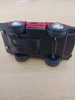 Prodám policejní auto na setrvačník funkční - 3