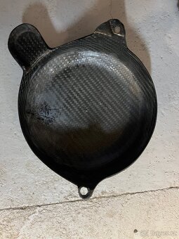 Kryt víka motoru ktm smcr 690 - 3