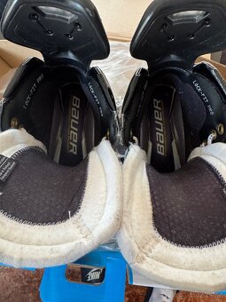 Brusle Bauer Supreme Shadow Int - 3