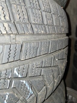 225/55 r17 97H - 3