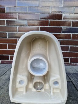 Závěsný WC - 3