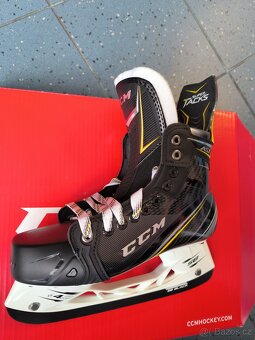 Hokejové brusle CCM Tacks AS1 - 3