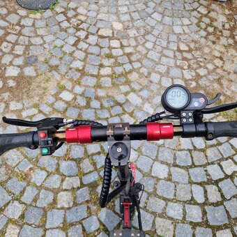Elektrická koloběžka Cityboss GT8 800W - 3