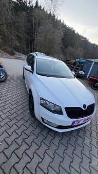 Prodám octavie3 1.6 77kw STK 7/2025 rok 2013 - 3