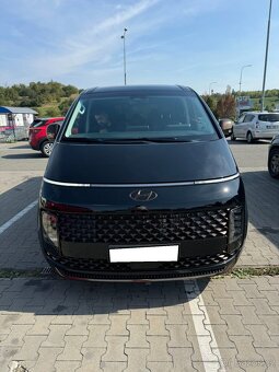 Hyundai Staria Koupeno v Čr 4x4 Tažné DPH - 3