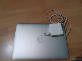 Macbook Pro 2015 13" - i5 - 3