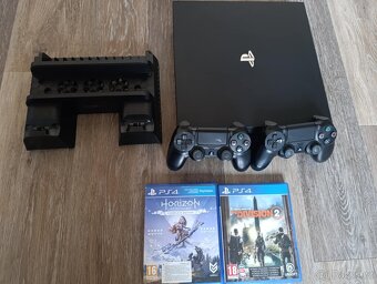 PS4 1tb Pro - 3