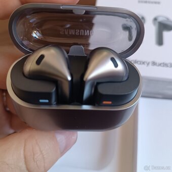 Galaxy Buds 3 - stříbrné - 3