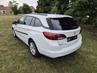 Prodám Opel Astra 1.6CDTI 100KW - AUTOMATICKÁ PŘEVODOVKA - 3