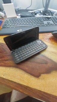 Nokia E90 - 3
