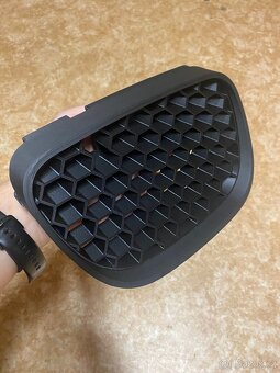 Střední krytka do masky seat leon cupra R - 3