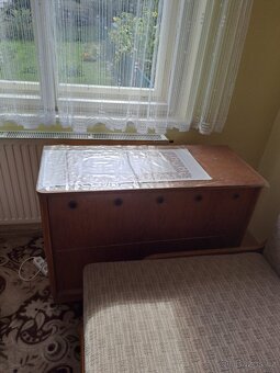 Starý nábytek po babičce - 3