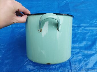 Smaltovaný zelený hrnec, průměr 20 cm - 3