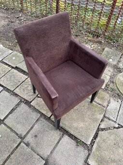 Konferenční stůl z masivu 6 pohodlných čalouněných křesílek - 3