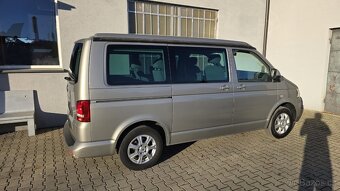 VW T5 California Beach 2.0TDi,84kW,2012 střecha - 3