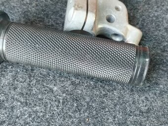 Nepoužitá originální objímka ČZ držák páček plyn ČZ 477 471 - 3