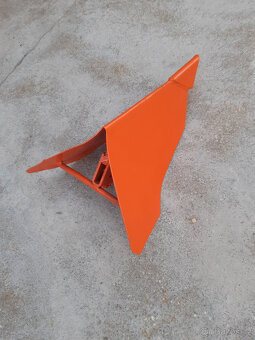 Hrobkovací radlice - 3