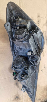 Přední světlomet Kia Ceed 2009-2012 - 3