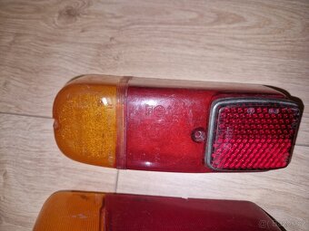 zadní světla Fiat 600D - 3