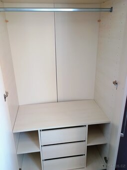 Skříň šatní - 3