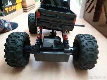 Auto na ovládání - 3