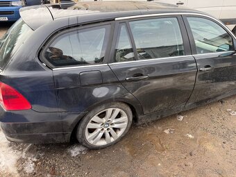 BMW e91 325d manual dily - 3