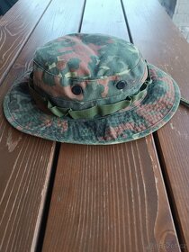 Originál vojenská bunda a klobouk DE - 3