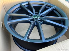 VW PASSAT alu kola 19" PRETORIA, nové, originál VW - 3