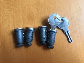 Thule zamek - samotný klíč, servisni klic - 3