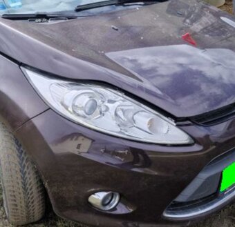 Ford fiesta mk7 pravé přední světlo - 3