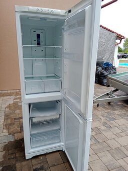 Lednice s mrazakem Indesit - 3