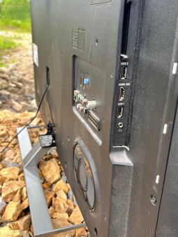 LCD TV Philips 47" 120 cm - 3