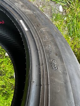 Pneu 235/55 r18 - 3