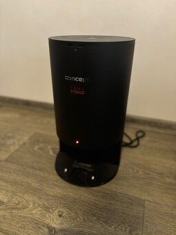 Robotický vysavač s mopem Concept Real force laser VR 3520. - 3