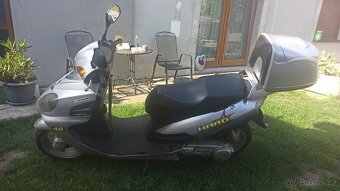Skútr 125 - 3