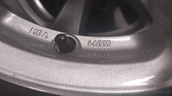 Alu na vozy VW,Škoda 7 x 16 et 40 - super stav - 3