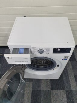 Kombinace pračka se sušičkou LG F72JHG2W - 3