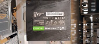 Herní Desktop PC s Windows 11 - 3