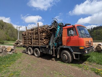 Měkké palivové dřevo v kládkách – SMRK – Doprava zdarma
- 3
