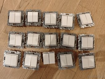 Vypínač Niloé č.5B - střídavý, bílý 14x - 3