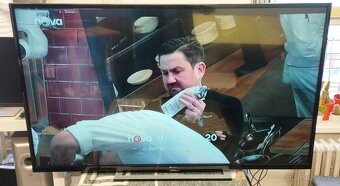 Smart led,tv GoGEN 139 cm - 3