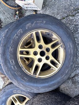Jeep Grand Cherokee WJ kola R16 A/T pneu - 3